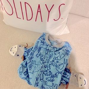 Brand new Carter’s onesie